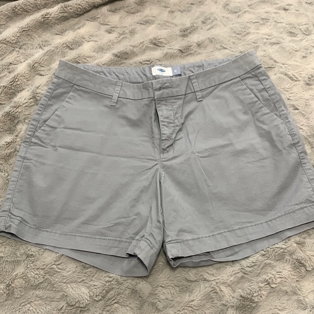 Old Navy Grey Short Women’s size 10